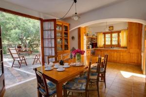 Sa Mosquera by Vintage Travel