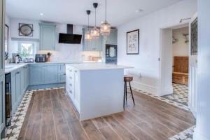 The Retreat - 5 Bedroom House - Horton