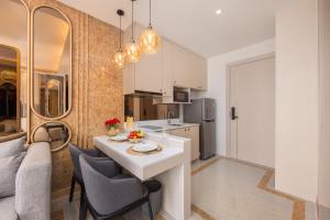 Suite Ostia with Gym Pool Access-Bellevue Lagoon