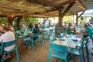 Camping 4 étoiles - Piscine - eei0fg