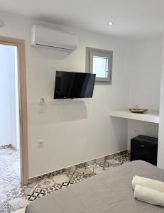 Fira Basement Studios