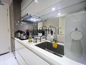 Dorsett Hartamas Mont Kiara Kuala Lumpur Mitec by innfinitystay