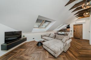 Chamber Luxury House