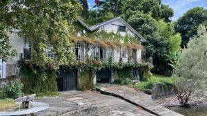 Luxury Lakefront Villa on Lake Maggiore with Private Beach