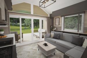 The Hideaway Sleeps 6 at Thurston Manor Park 3