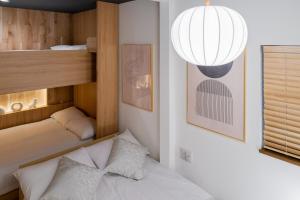 プレイルームのある家族で楽しめるお部屋 手作りの和風のお部屋で疲れを癒す 11台のベッド 22名利用