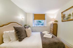 2 Bed in Bath oc-bhr25