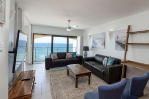 802 The Bermudas - by Stay in Umhlanga