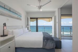 802 The Bermudas - by Stay in Umhlanga