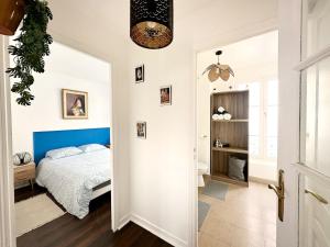 Celine 31 Bright Apartment Between Champs Élysée and Eiffel Tower