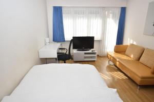 Very centrally located studio - Crown 15