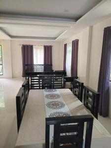 2BR Entire House with 1 Bath