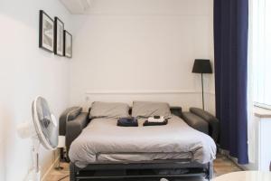 Near the Eiffel Tower Studio