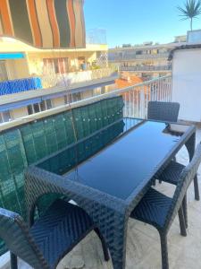 Beautiful 28m2 studio with balcony