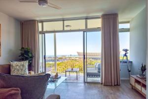 Two Bed Green Point Ocean view