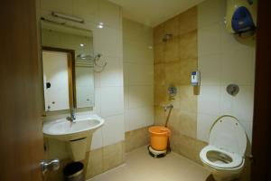 Hotel SVM PALACE KOTI