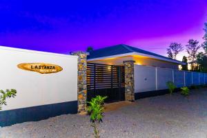 Lastanza Safari Lodge