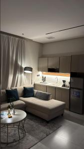 Elegant and classy apartment in Al Faisaliah neighborhood