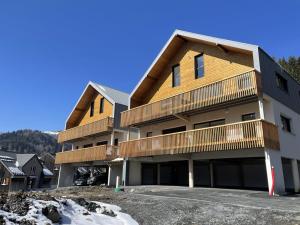 Charmant T3 Neuf avec Balcon, Face Télésiège et Navette Gratuite - FR-1-787-15