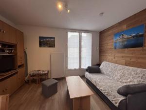 Appartement Central avec Parking à Cauterets - FR-1-812-1