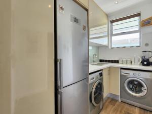 Mouille Point 2BR - Stadium Mountain Views