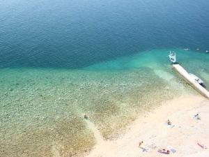 Große Wohnung In Palit Mit Privatem Balkon