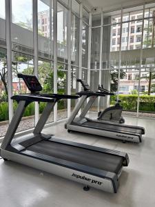 Cozy Casa de Darco Studio Apt BSD W Pool & Gym