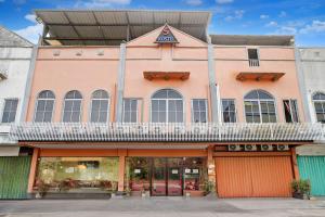 Collection O near Fanindo formerly Sena Inn