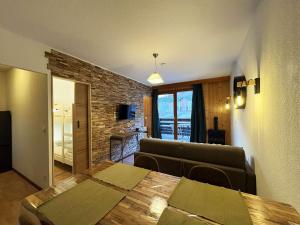 Appartement 6 pers Les Orres 1800 avec piscine et WiFi - FR-1-322-70