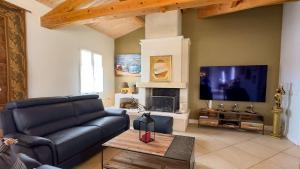 Magnifique villa avec piscine et billard