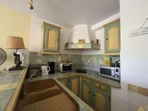 Bel Appartement 2 Pièces au Lavandou avec Climatisation - FR-1-308-13