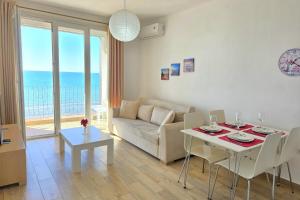 Vista del Mare 120 - Happy Rentals