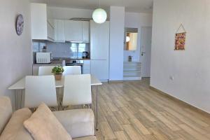 Vista del Mare 120 - Happy Rentals