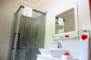 H & M Bayview Apartment Seychelles