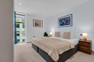 MySquare Two Bed Serviced Apt in Old Street