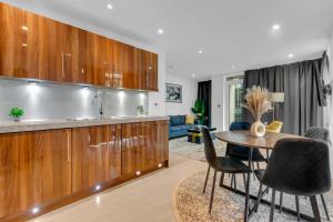 MySquare Two Bed Serviced Apt in Old Street