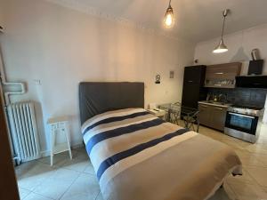 Princeps De Cura Suite