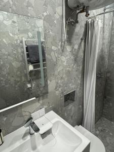 15 New Airport Apartment