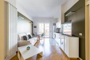 Chiaia Mon Amour Elegant Flat by Napoliapartments