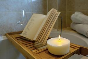 Lakeside Nook Garden Parking 4 people