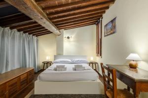 Florence Slow-Life Flat in Oltrarno