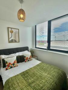 Free Parking Old Trafford Flat By City SuperHost