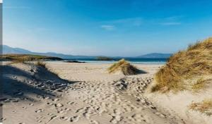 Beautiful Spacious 4-Bedroom House in Louisburgh