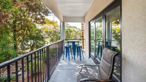 Hidden Lake Condominiums 314 - Blue Beach Bungalow