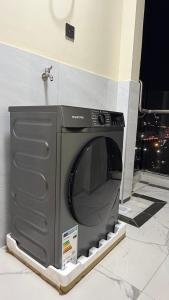 Serene - Bright & Cozy Apartment with Great Views