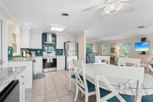 Cabana Beach Club #7