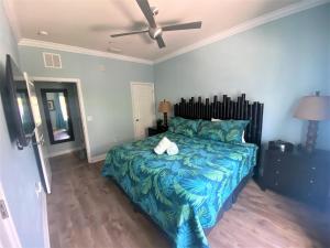 The Beach Club At Siesta #102A