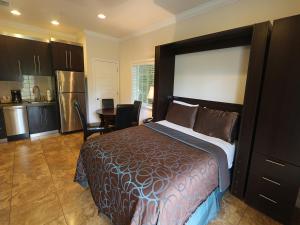 The Beach Club At Siesta #106C