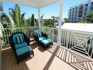 The Beach Club At Siesta #200B