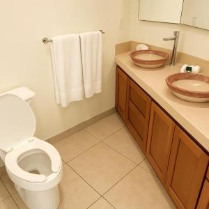 Beachfront in a peaceful Resort 8mi from Puerto Escondido